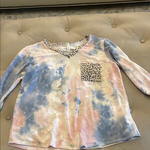 Womens Tie-Dye 3/4 Sleeve Shirt with Leopard Accents